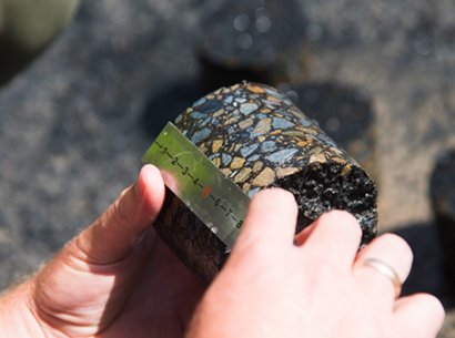 Checking the quality of road asphalt